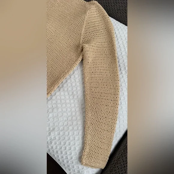 Vince Crochet Cardigan Sweater in Straw Tan Size Medium V733478715 Retail $395 - Picture 8 of 16